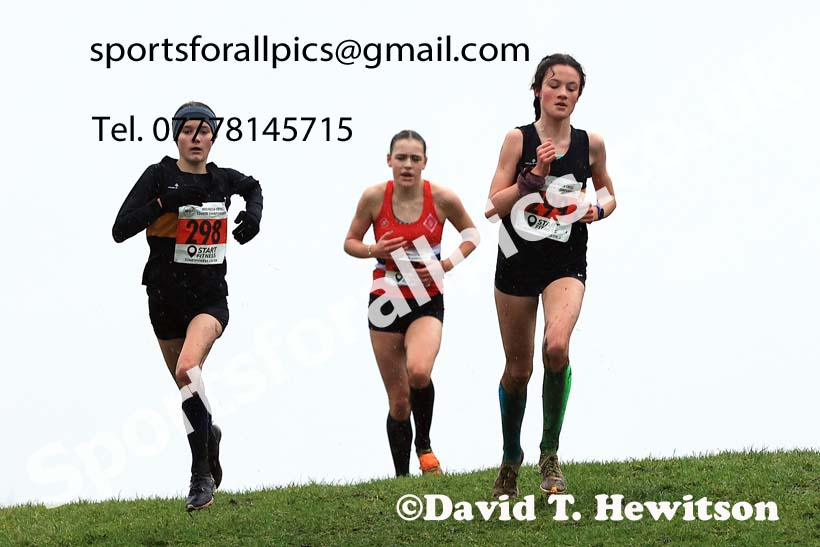 Girls under-15s 2023 North Eastern Cross Country Champs., Temple Park, South Shields. Photo: David T. Hewitson/Sports for All Pics